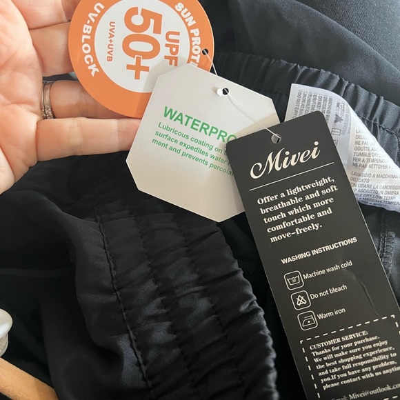 Women’s plus size joggers - Picture 8 of 11